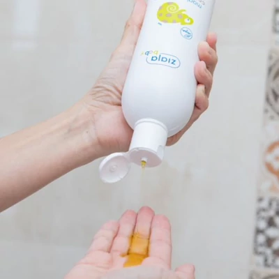 Kép 5/6 - ZIAJA Baba és gyermek mágikus fürdető 1 éves kortól 400 ml