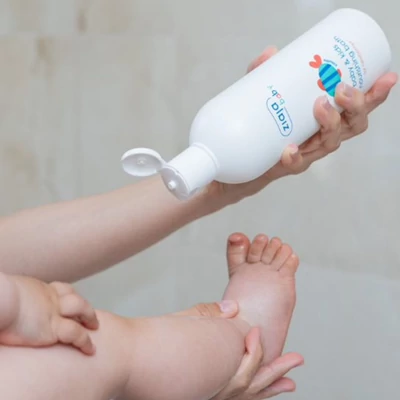 Kép 2/3 - ZIAJA Baba és gyermek tápláló fürdető újszülött kortól 370 ml
