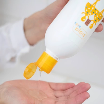 Kép 2/2 - ZIAJA Gyermek sampon és tusfürdő süti-vaníliafagyi 400 ml