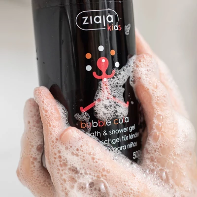 Kép 2/3 - ZIAJA Gyermek hab- és tusfürdő cola 500 ml