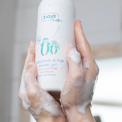 Kép 2/8 - ZIAJA Baba tusfürdő testre és hajra 6 hónapos kortól 400 ml
