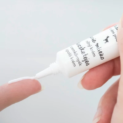 Kép 3/4 - ZIAJA Kecsketejes szemkrém 15 ml